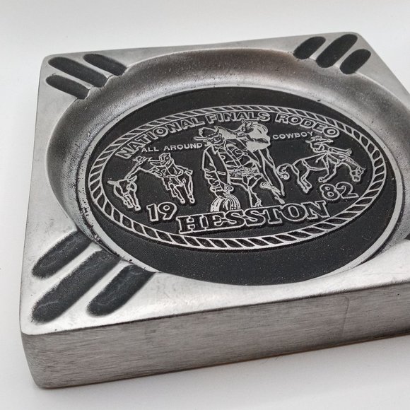 1982 NFR Rodeo Ashtray All Around Cowboy Hesston RARE National Finals Horse - Picture 3 of 9